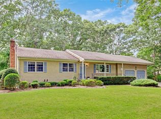 150 Pinewood Rd, Cutchogue, NY 11935
