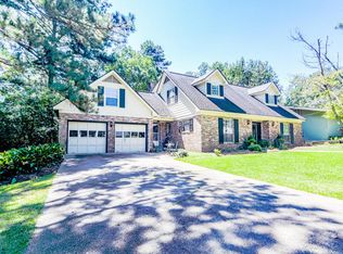 502 Mandalay Dr, Hattiesburg, MS 39402