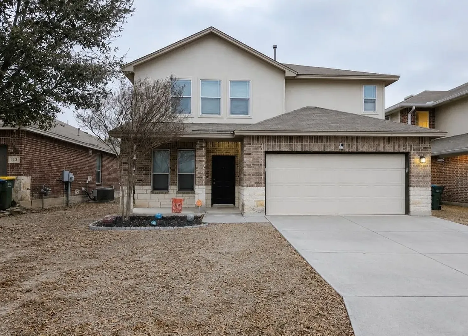 Spacious Redbird Ranch Home with Greenbelt Views & Resort-Style Amenities — Photo 1