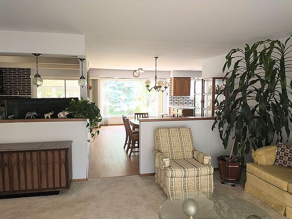 4th image of 2535 Judy Ln