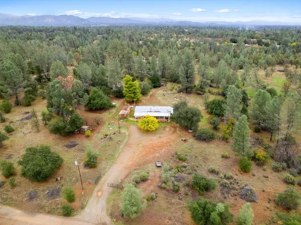 16578 Blue Horse Rd, Anderson, CA 96007