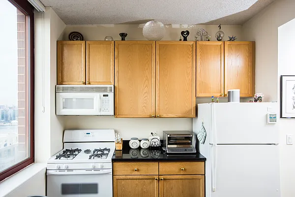Sold by Owner | media 35