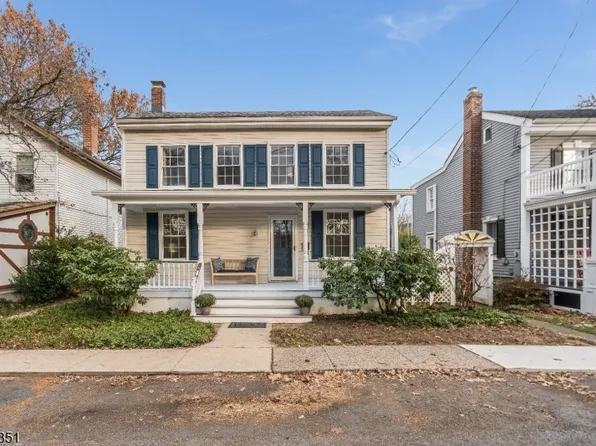 29 Front Street, Frenchtown Boro, NJ 08825