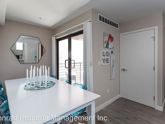 4th image of 753 Lillian Way #7632554
