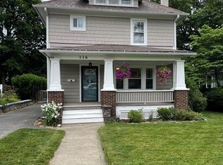 116 Country Club Dr, Elmira, NY