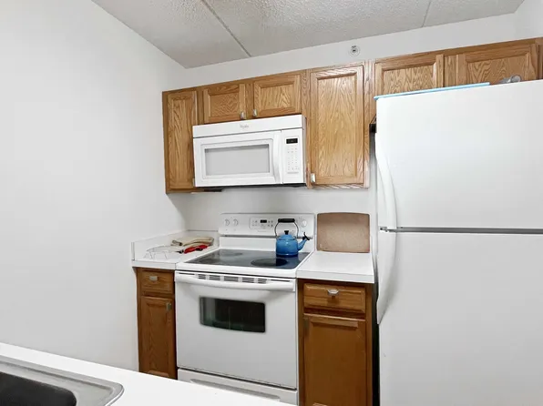 79-14 Rockaway Beach Boulevard image 11 of 15