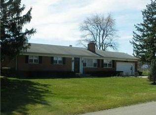 4489 Anglebrook Dr, Grove City, OH 43123