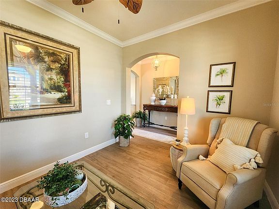 3rd image of 187 Venetian Palms Blvd