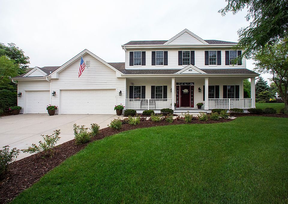 1st image of 425 Tanager Dr