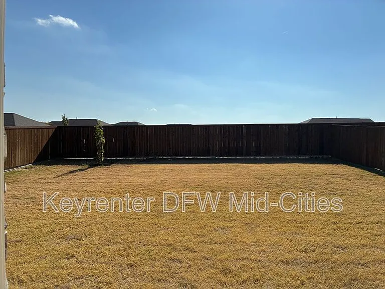 2840 Eppright Dr — Photo 26