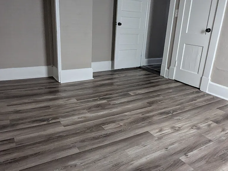 2043 N Talbott St #1 — Photo 4