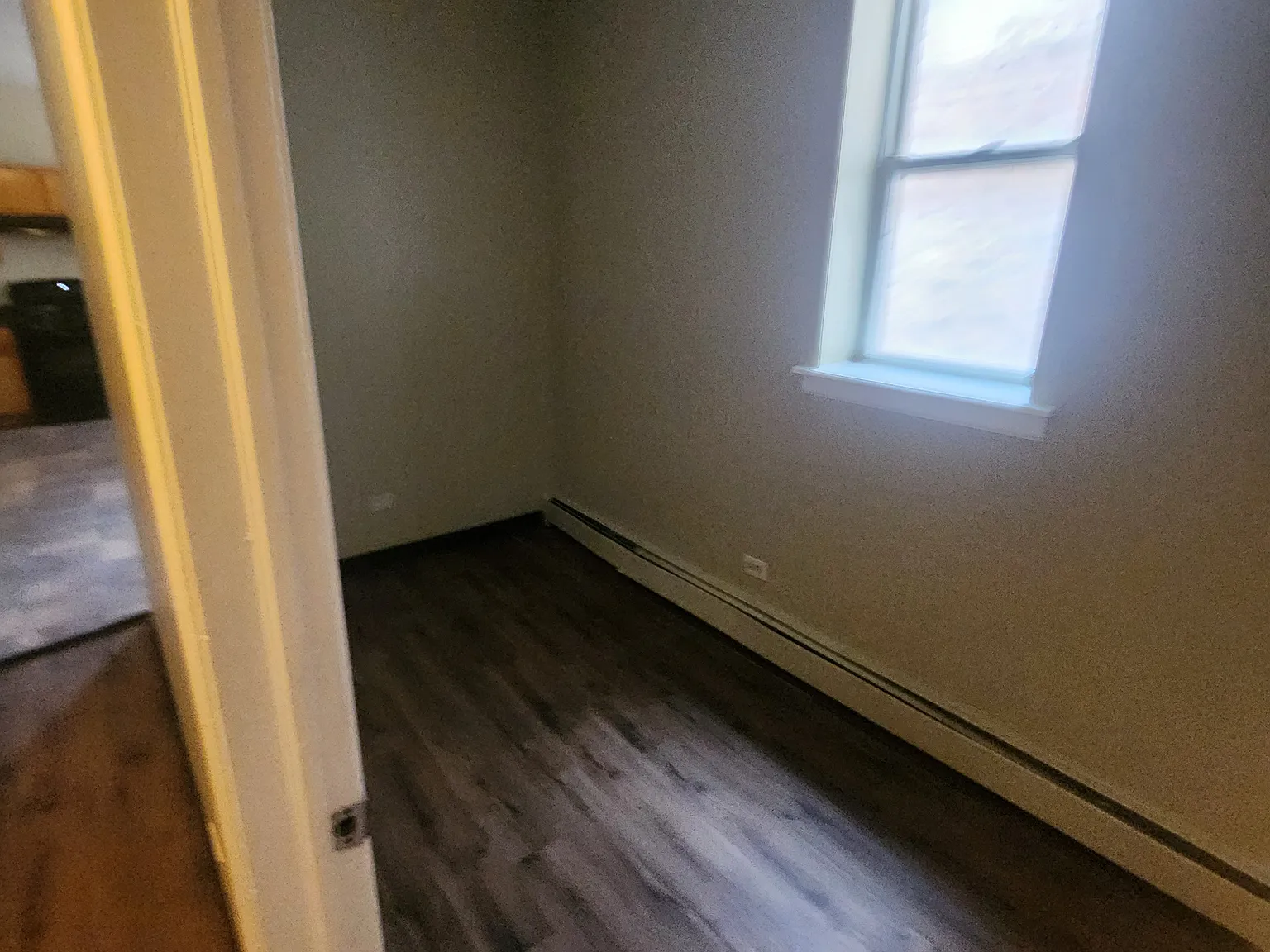 2 bed, 750 sqft, $1,100 — Photo 4