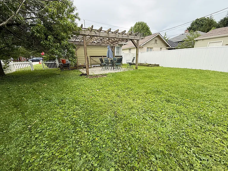 1654 Broad Ripple Ave — Photo 2