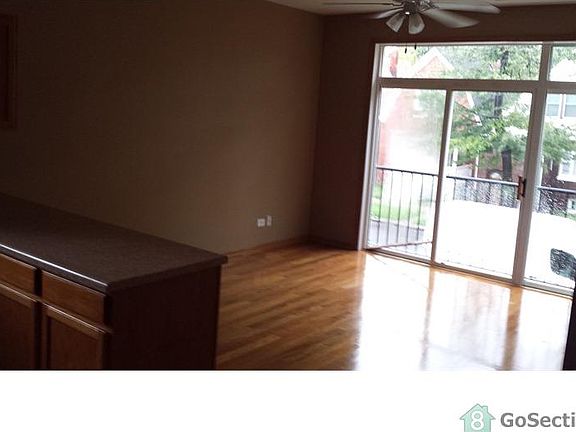 3rd image of 1242 S Kedvale Ave APT 3