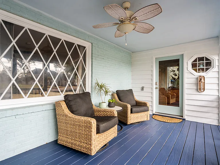 109 River Dr — Photo 31