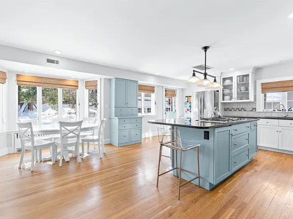 23 Jefferson Rd, Winchester, MA 01890