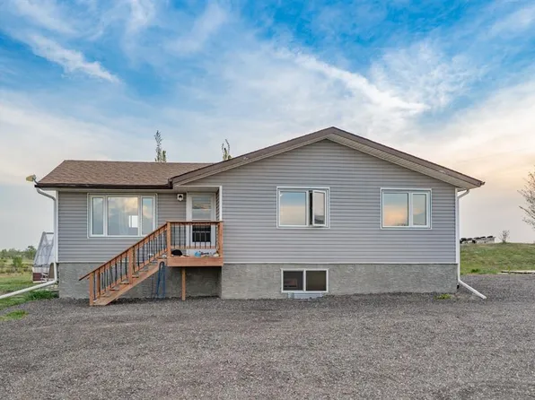 253047 E Range Road 253 NW, Wheatland County, AB T1P 0W1