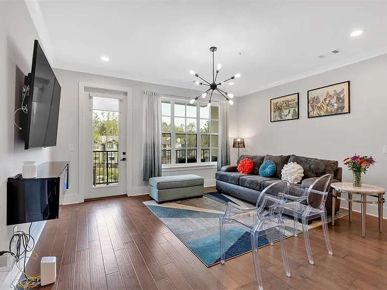 6890 Peachtree Dunwoody Rd #303 — Photo 11