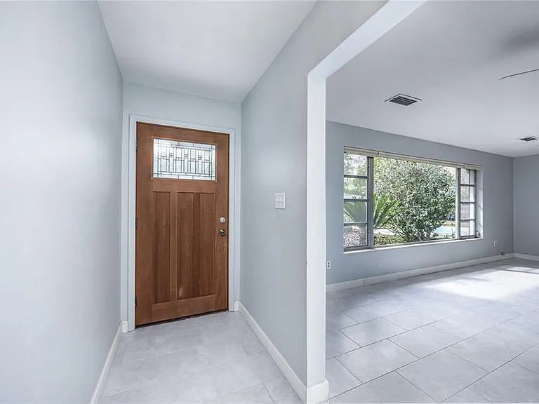 1421 NW 30th St — Photo 24