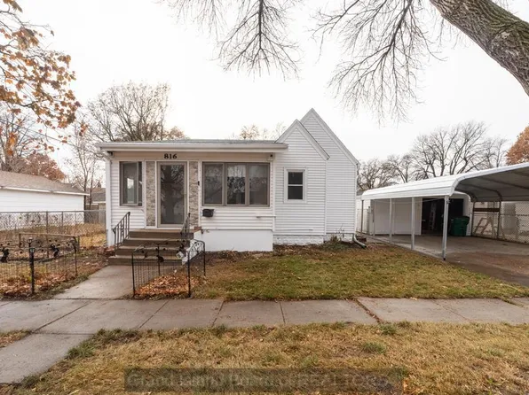816 N Greenwich St, Grand Island, NE 68801