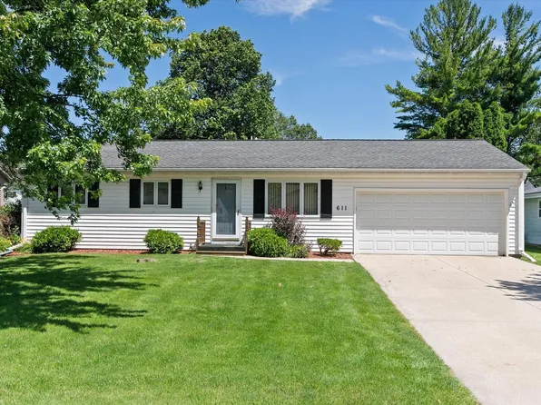 611 Spring COURT, Random Lake, WI 53075
