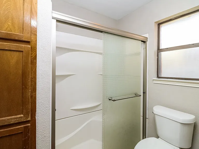 721 Owens Dr — Photo 12