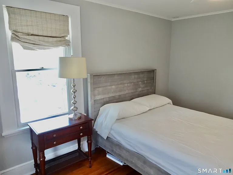 84 Sherman Ct — Photo 22