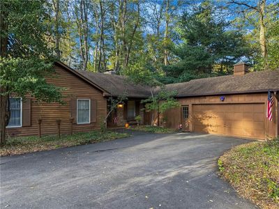 8 Barnwood Hts, Pittsford, NY, 14534
