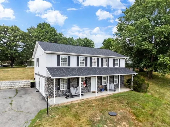 3850 Eagle Country Dr, Riner, VA 24149