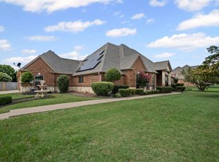 5450 Lucca Dr, Fort Worth, TX 76140