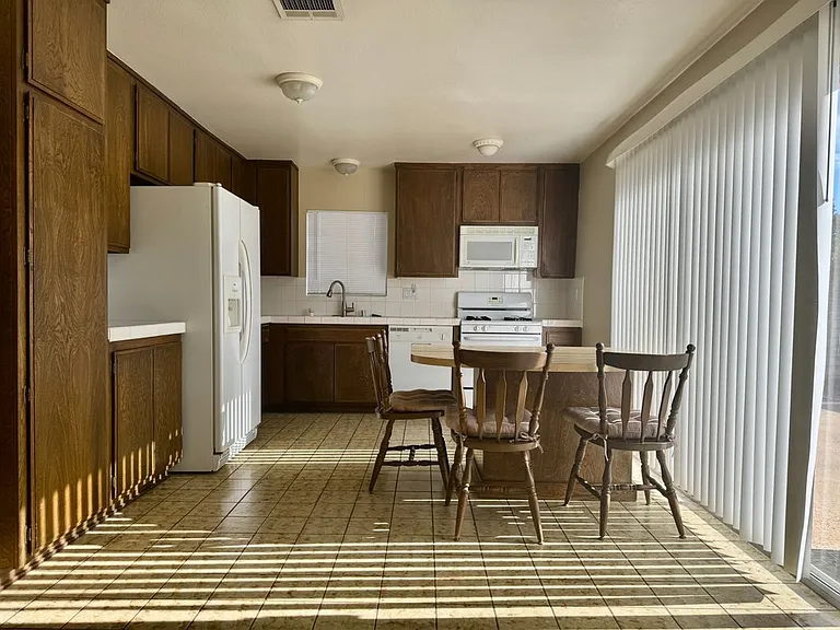 793 Tioga Pl — Photo 7