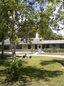 155 S Oxford Dr, Englewood, FL, 34223