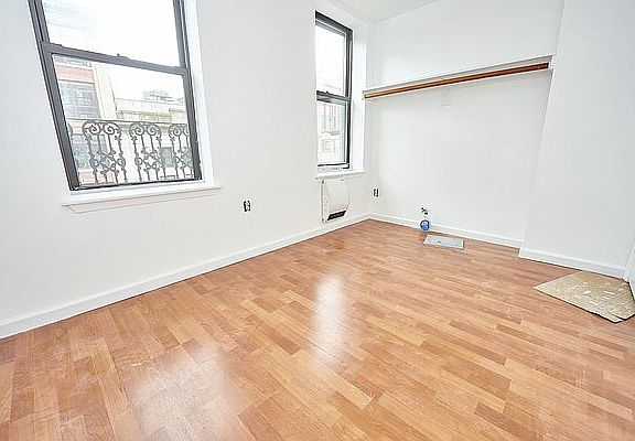 3rd image of 34 E Broadway #8D