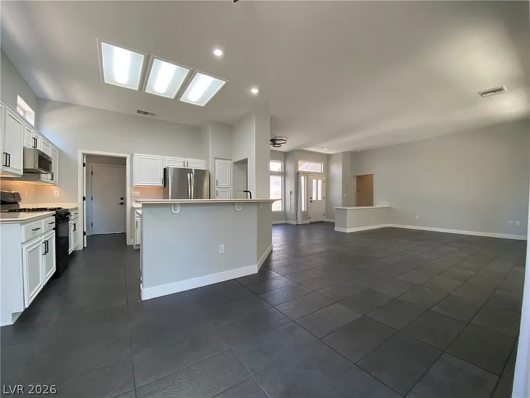 10013 Woodhouse Dr — Photo 7