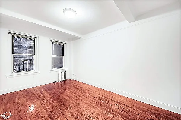 Rented by Cooper & Cooper Real Estate | media 19