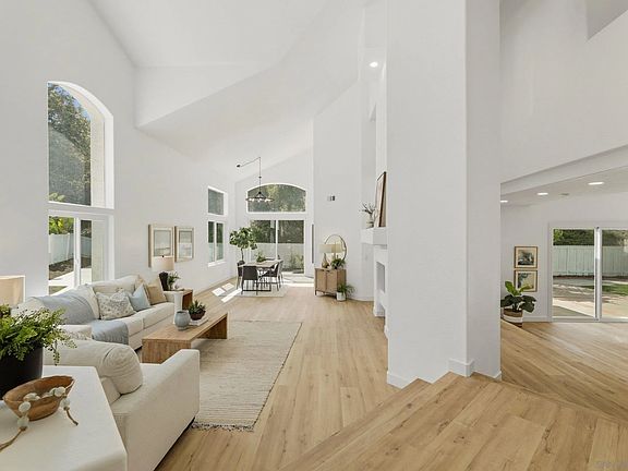 5th image of 4981 Marin Dr