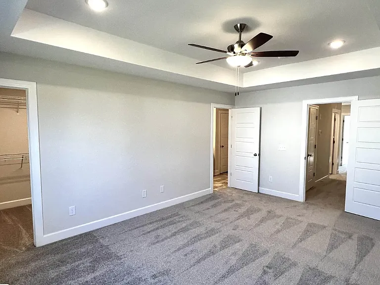 207 Taylor Woods Ct #1 — Photo 6