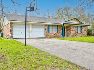 1408 Roberts Ave, Cleburne, TX 76033