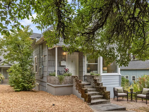 653 SW Sherman St, Portland, OR 97201
