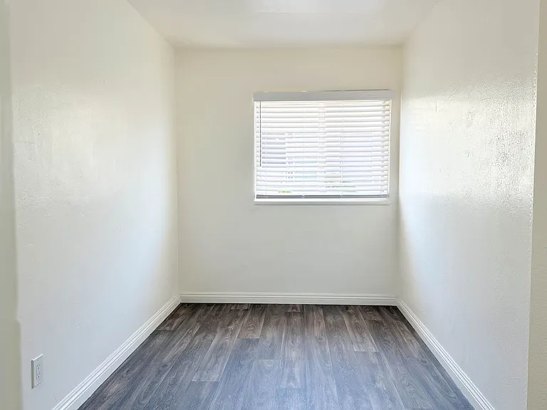 449 El Cajon Blvd — Photo 8