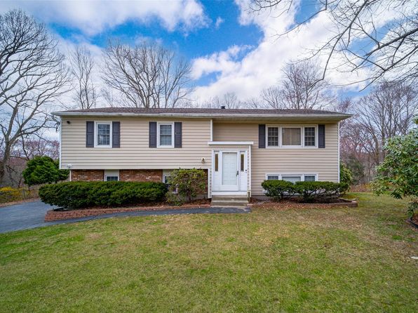 72 Kia Ora Boulevard, Mahopac, NY 10541