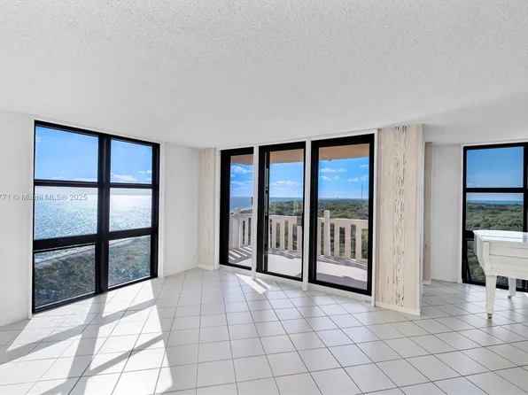 1111 Crandon Blvd APT C906, Key Biscayne, FL 33149