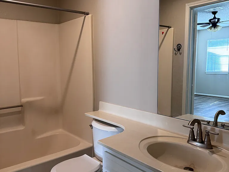 9280 Glen Meadow Ln — Photo 8