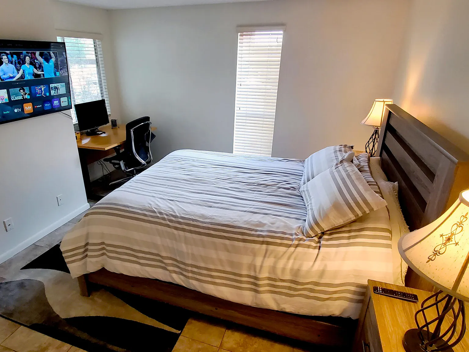 1 bed, 1.0 bath, 790 sqft, $2,100 — Photo 2