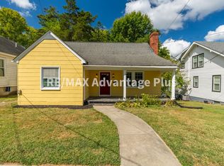 303 S Virginia St, Farmville, VA 23901