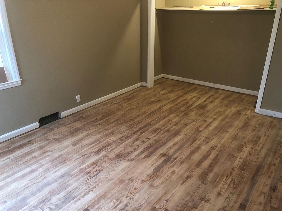 W194S7449 Racine Ave, Muskego, WI 53150 | Zillow