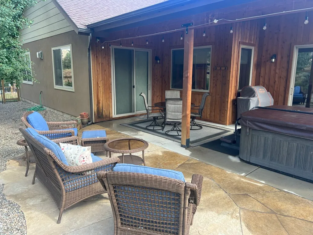 3 bed, 2167 sqft, $4,000 — Photo 2
