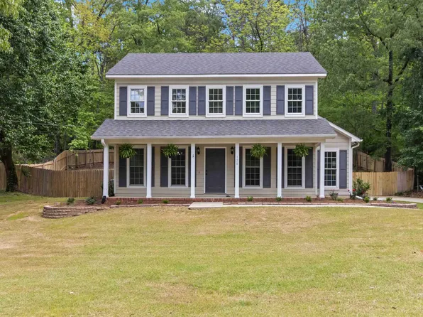 128 Carriage Dr, Maylene, AL 35114