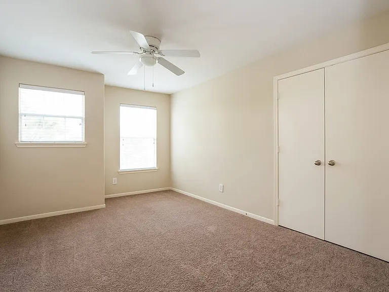 2723 Durham Chase Ln — Photo 13