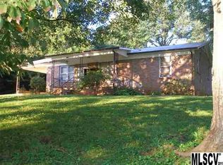 1108 2nd St SE, Conover, NC 28613